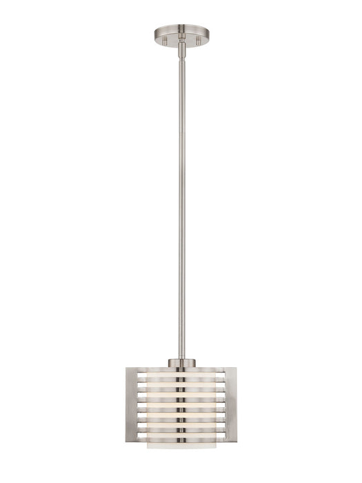 1 Lt BN Mini Pendant