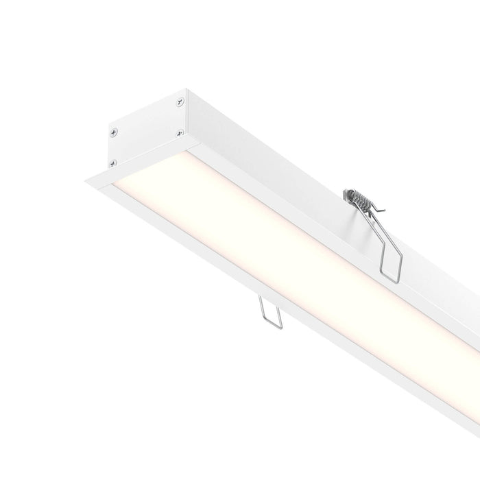 Recessed Linear 24'' 120-277-347V CCT